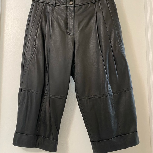 BCBGMAXAZRIA RUNWAY "THE CARSON"  LEATHER SHORT - Picture 6 of 13